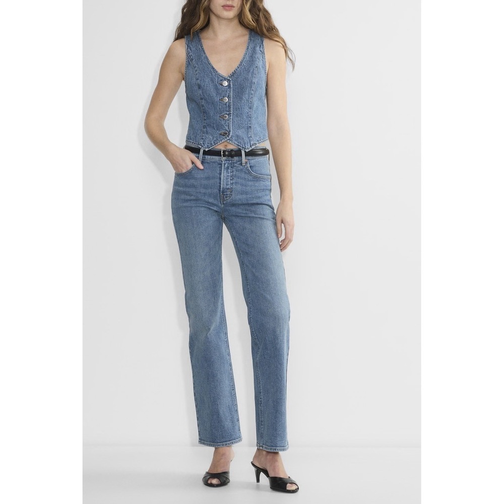 Aritzia Denim Forum The 90's Snatched Mid-Rise Straight Jeans W24 Light Wash